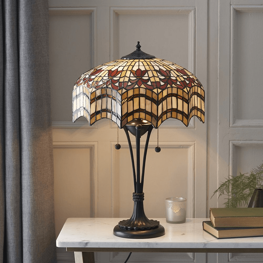art deco style tiffany lamp with pull cord