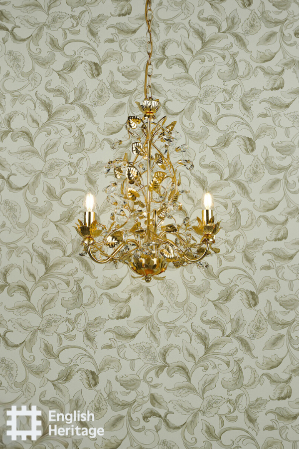 delicate gold leaf pattern chandelier