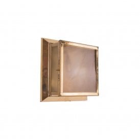 BULKHEAD Square Bathroom Light Polished Brass